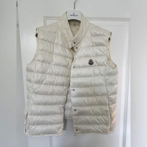 Moncler Liane Classic Puffer Vest Size 4 White/Cream